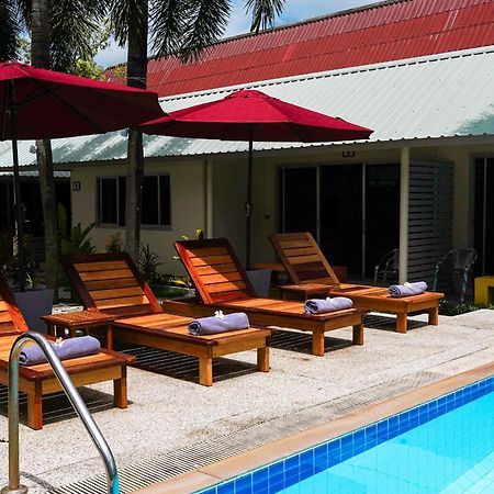 Maiiam Bungalows Kata Beach Exterior foto